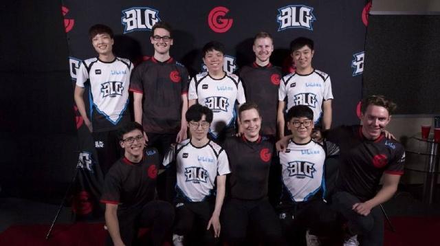 让我们期待 让我们期待