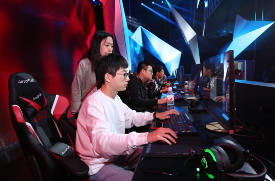 的一气呵成 的一气呵成