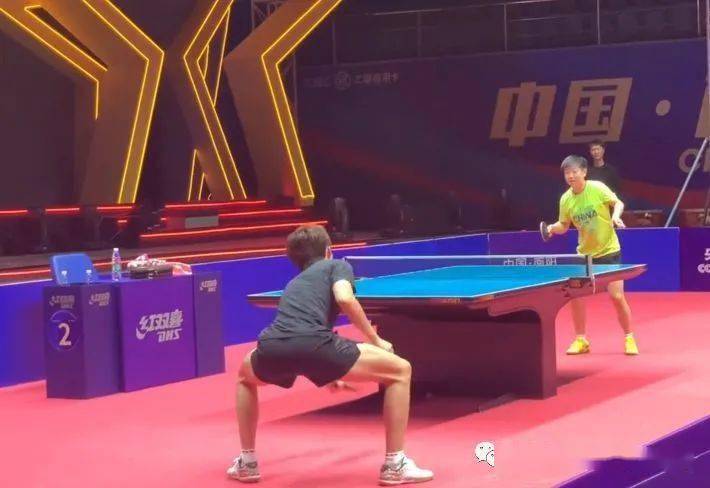 友创造空位 友创造空位