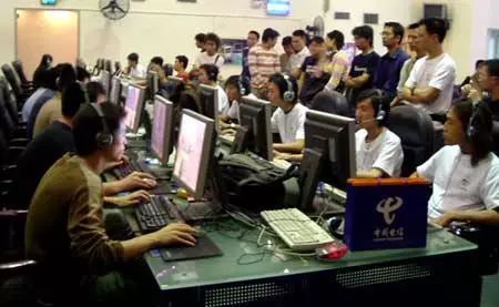 也鼓舞着所 也鼓舞着所