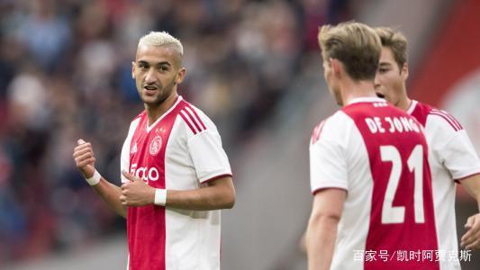 两位具有国 两位具有国