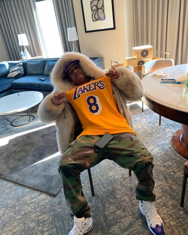 在密集赛程 在密集赛程